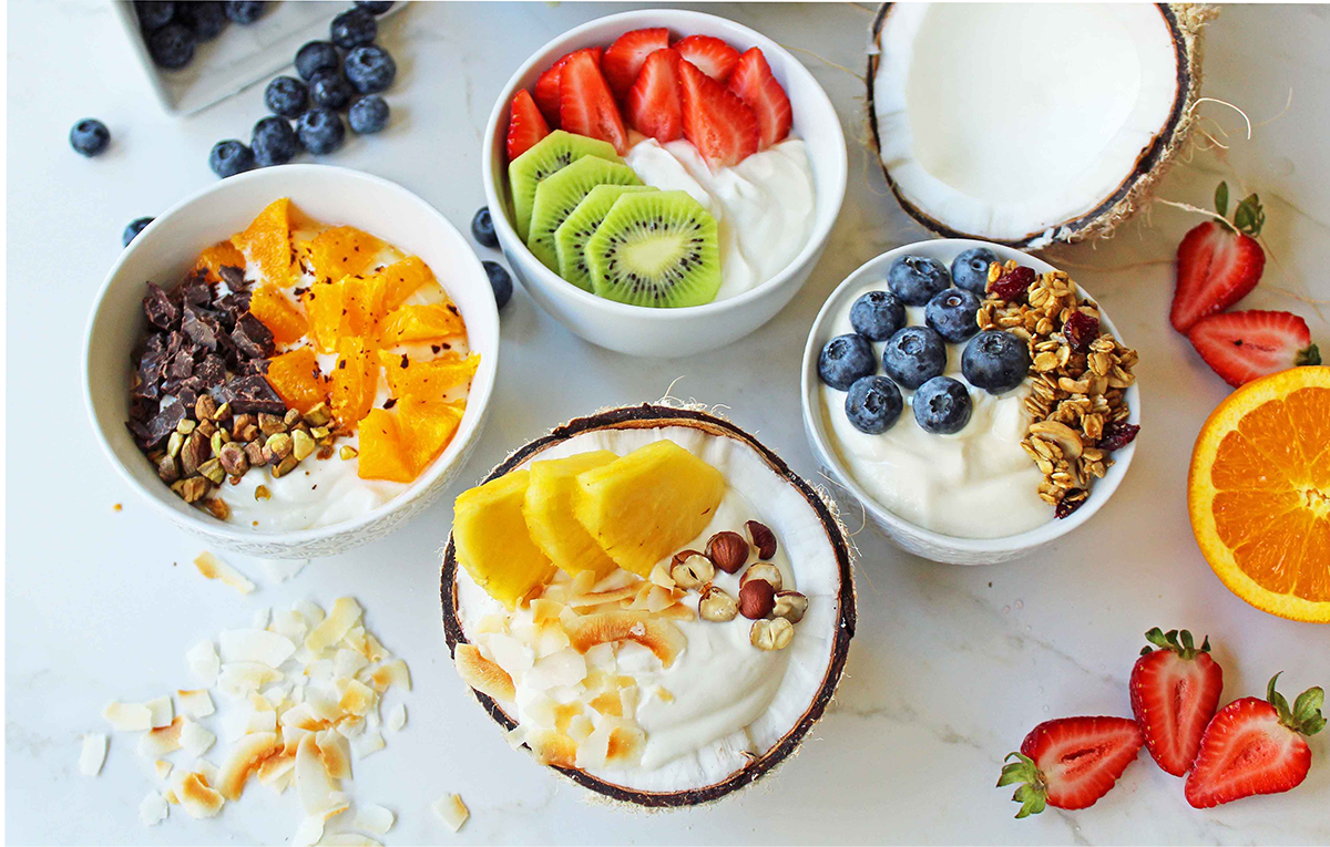 Veggie omelet with side greens