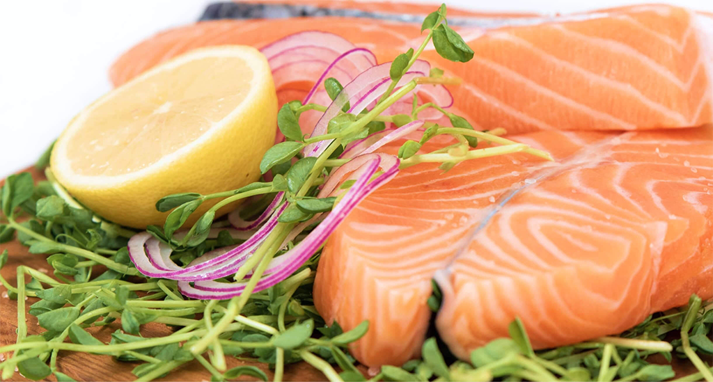 Veggie omelet with side greens